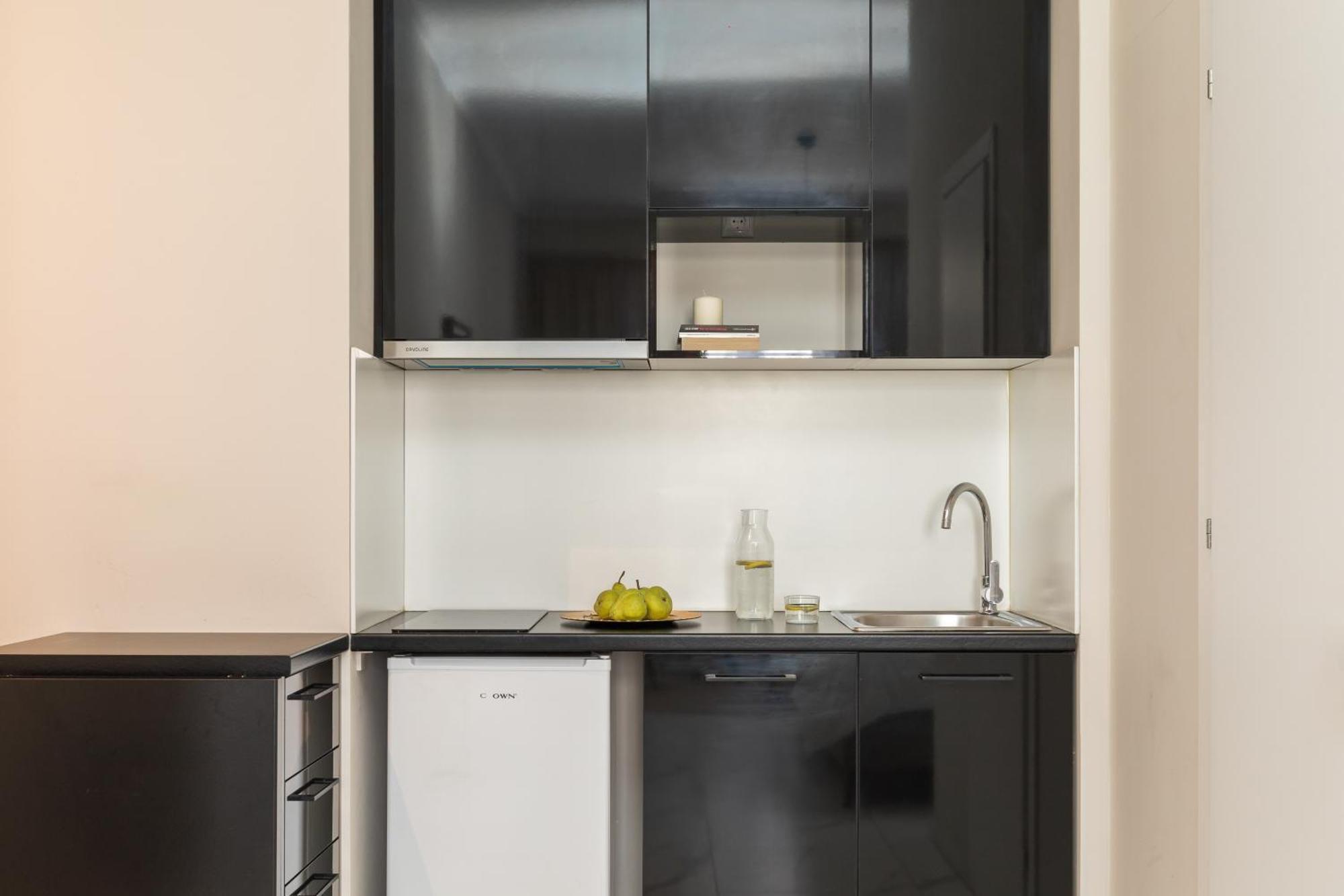 Black Onyx Comfort Suites - Timeless Design In A Heritage Building Tesalonika Bagian luar foto