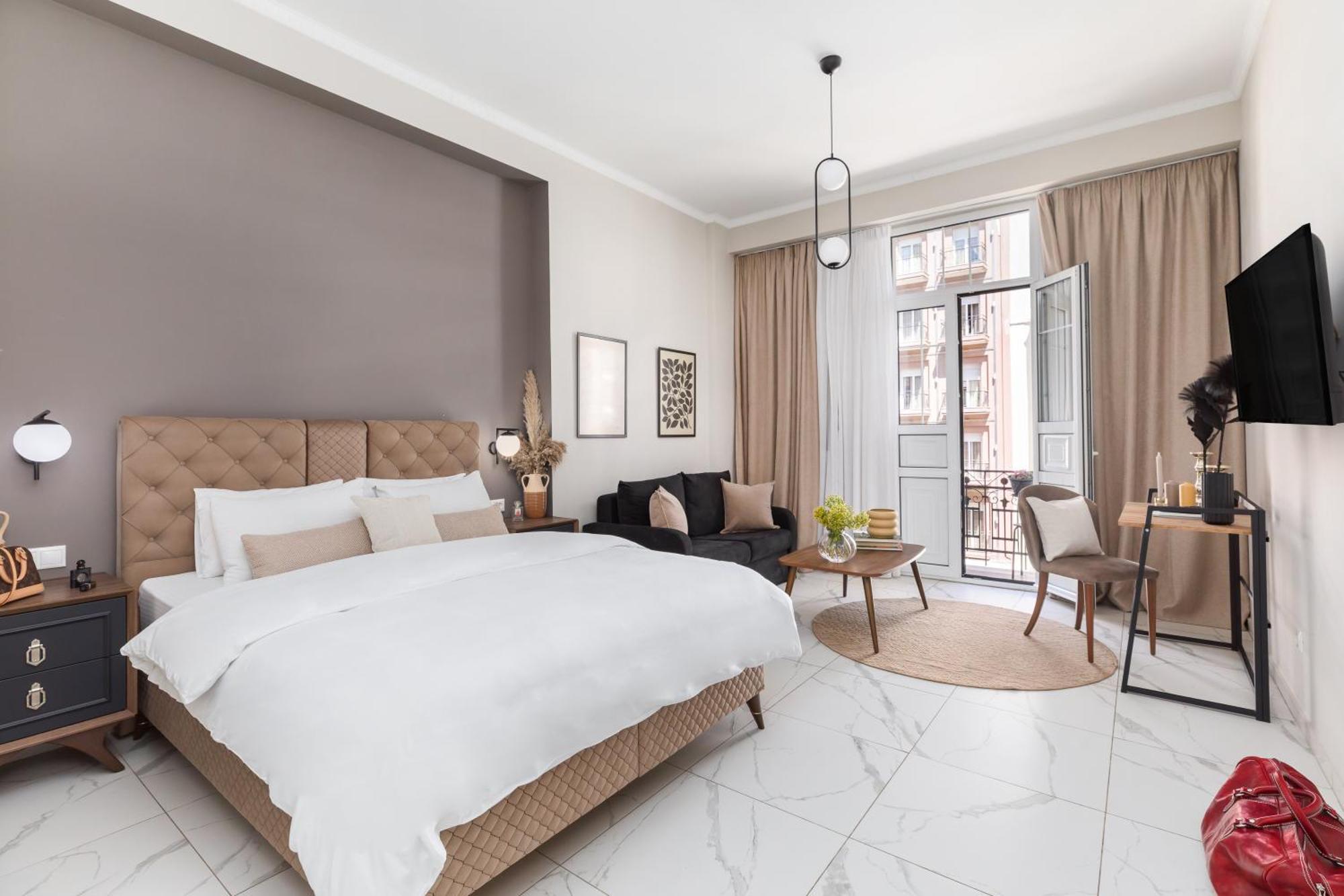 Black Onyx Comfort Suites - Timeless Design In A Heritage Building Tesalonika Bagian luar foto