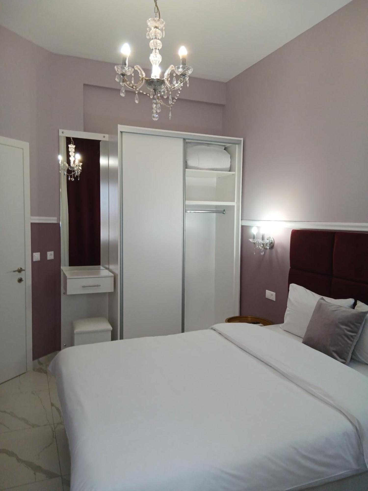 Black Onyx Comfort Suites - Timeless Design In A Heritage Building Tesalonika Bagian luar foto