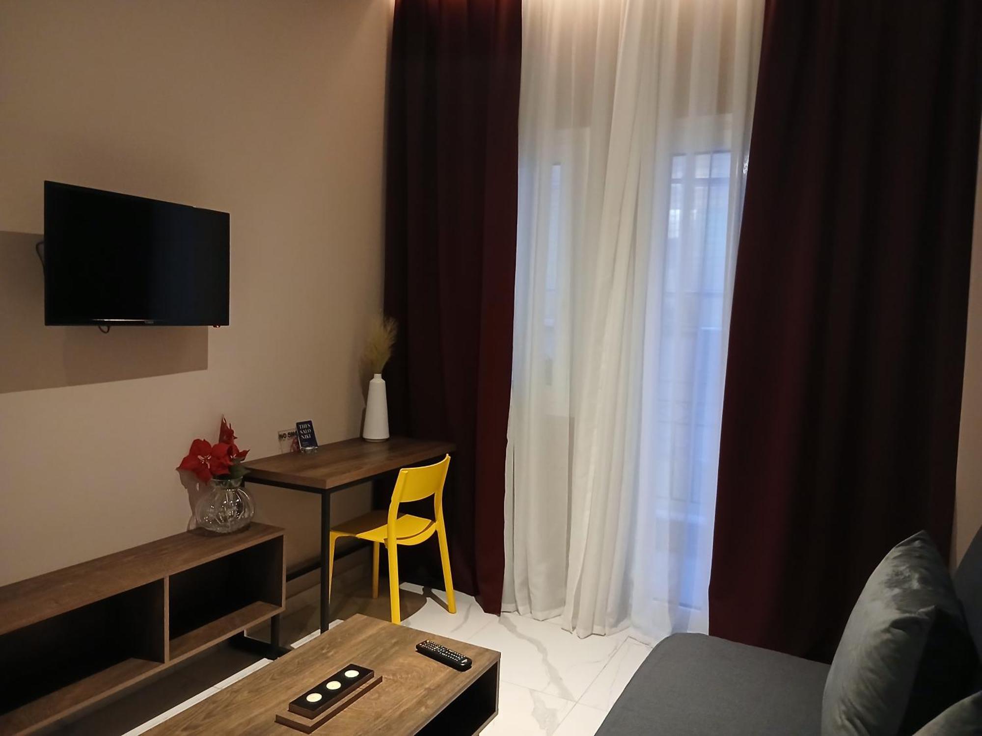 Black Onyx Comfort Suites - Timeless Design In A Heritage Building Tesalonika Bagian luar foto